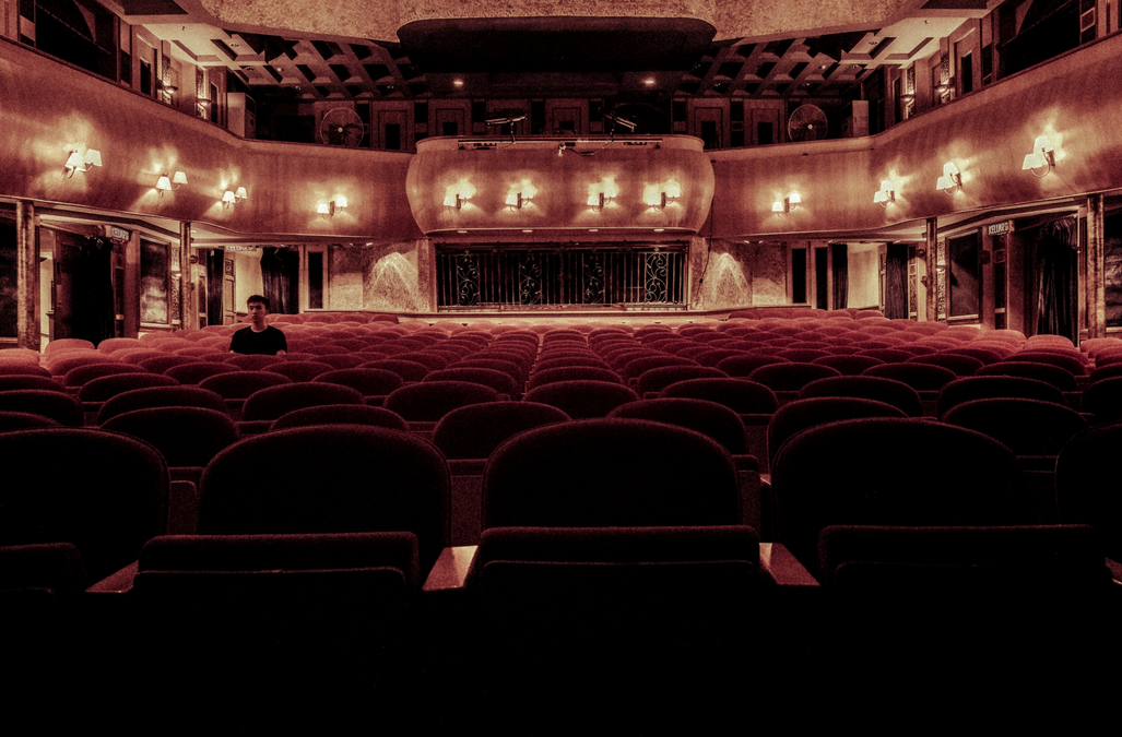 set theatre